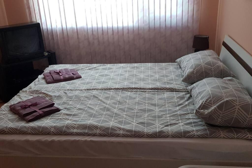 Слънчев Апартамент С Прекрасна Гледка, Паркинг. Appartement Smolyan Buitenkant foto